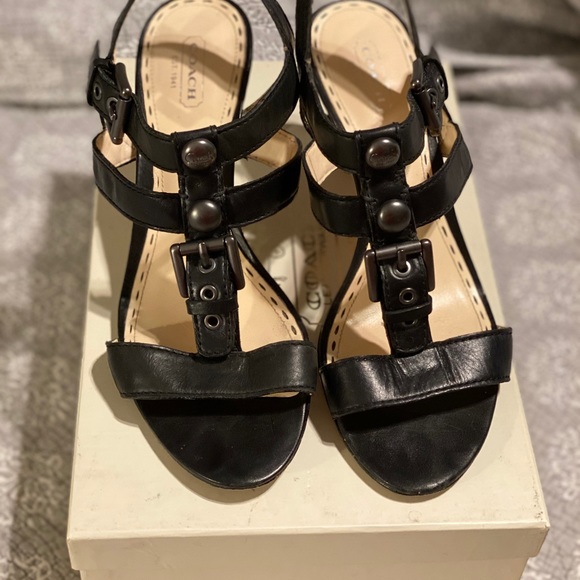 Coach heels - Picture 3 of 5